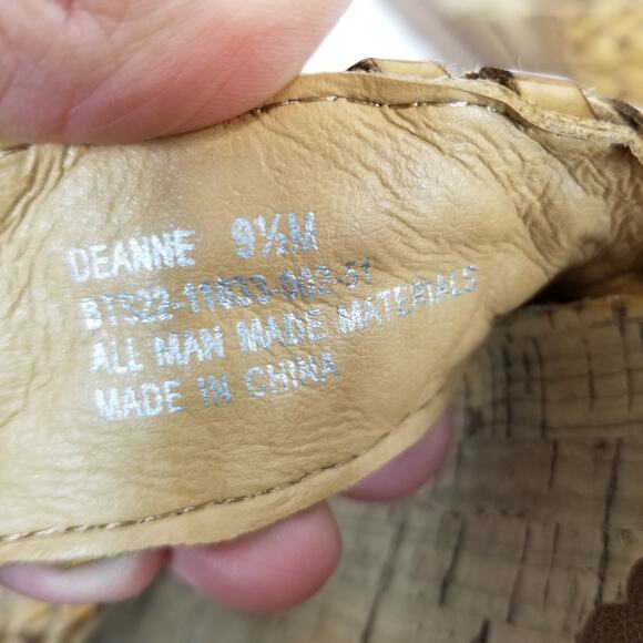 Baretraps Deanne Women's Faux Leather Woven Braided Slides Sandals Brown 9.5 - Picture 9 of 9